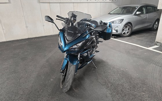 Gebrauchtmotorrad Kawasaki Ninja 1100SX SE - Bild 6