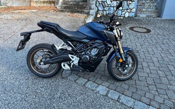 Gebrauchtmotorrad Honda CB125R - Bild 4