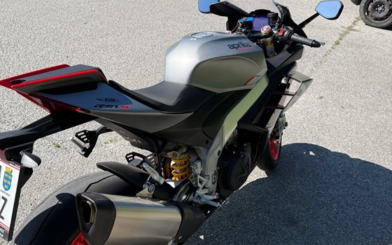 Gebrauchtmotorrad Aprilia RSV4 1100 - Bild 5