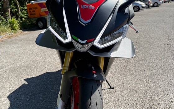Gebrauchtmotorrad Aprilia RSV4 1100 - Bild 1