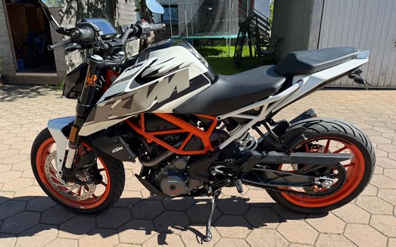 Gebrauchtmotorrad KTM 390 Duke - Bild 1