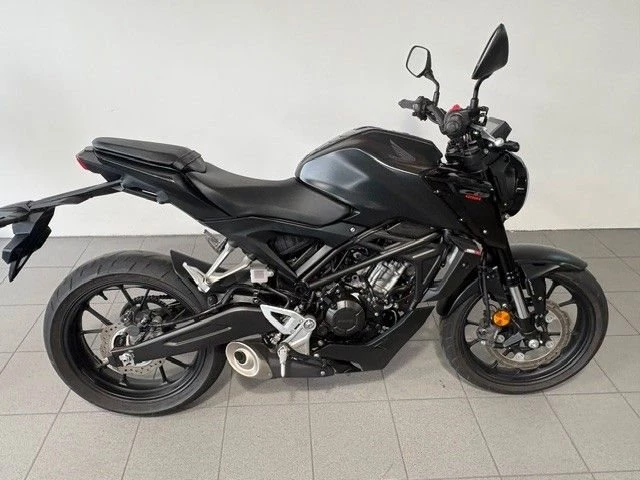 Honda CB125R