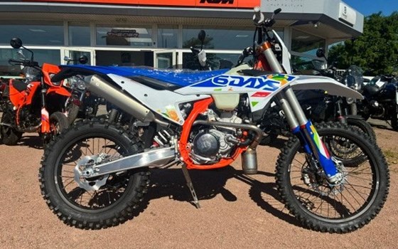 Neufahrzeug KTM 300 EXC TBI Sixdays - Bild 1