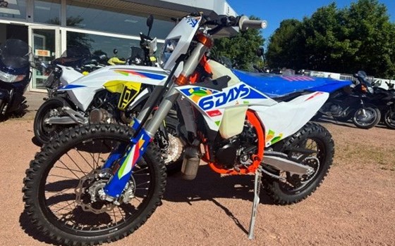 Neufahrzeug KTM 300 EXC TBI Sixdays - Bild 6