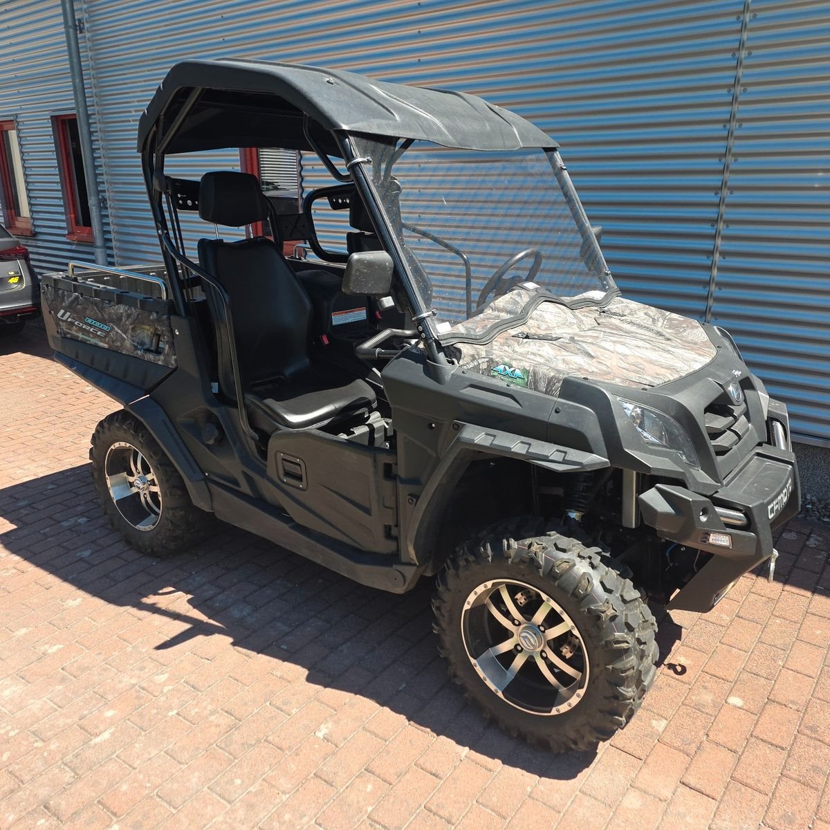 CFMOTO UForce 800 V2 EFI 4x4