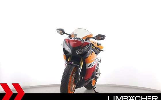 Gebrauchtmotorrad Honda CBR1000RR Fireblade - Bild 3