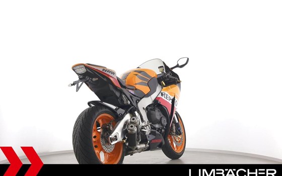 Gebrauchtmotorrad Honda CBR1000RR Fireblade - Bild 8