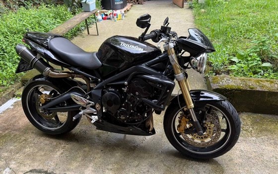 Gebrauchtmotorrad Triumph Street Triple - Bild 6