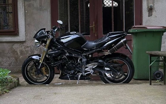 Gebrauchtmotorrad Triumph Street Triple - Bild 9