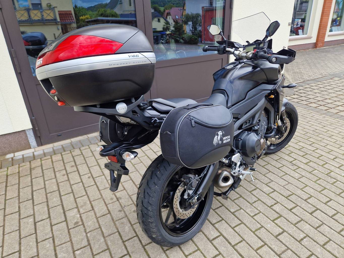 Yamaha Tracer 900