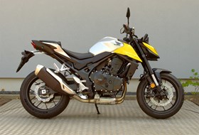 Honda CB750 Hornet