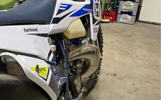 Gebrauchtmotorrad Husqvarna TE 250i - Bild 3