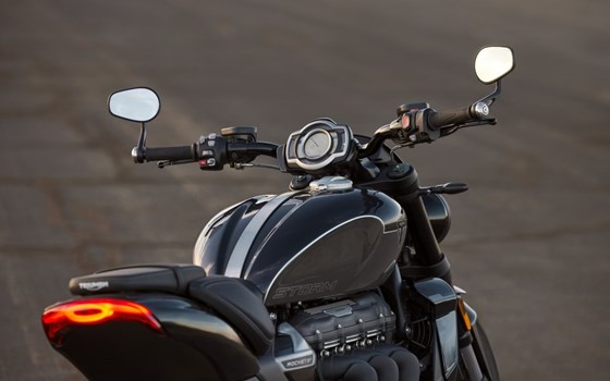 Motorrad Occasion Triumph Rocket 3 Storm R - Bild 3