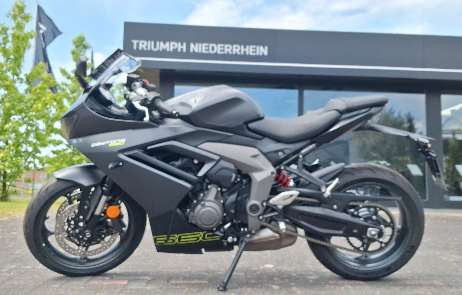 Triumph Daytona 600
