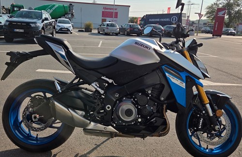 Neumotorrad Suzuki GSX-S1000