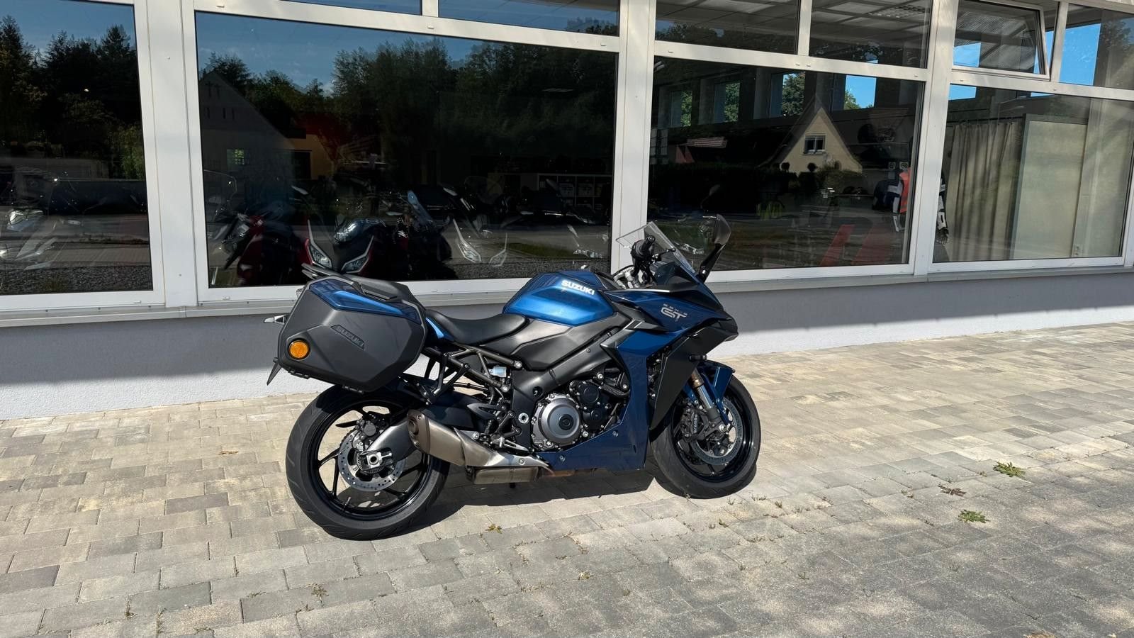 Suzuki GSX-S1000GT