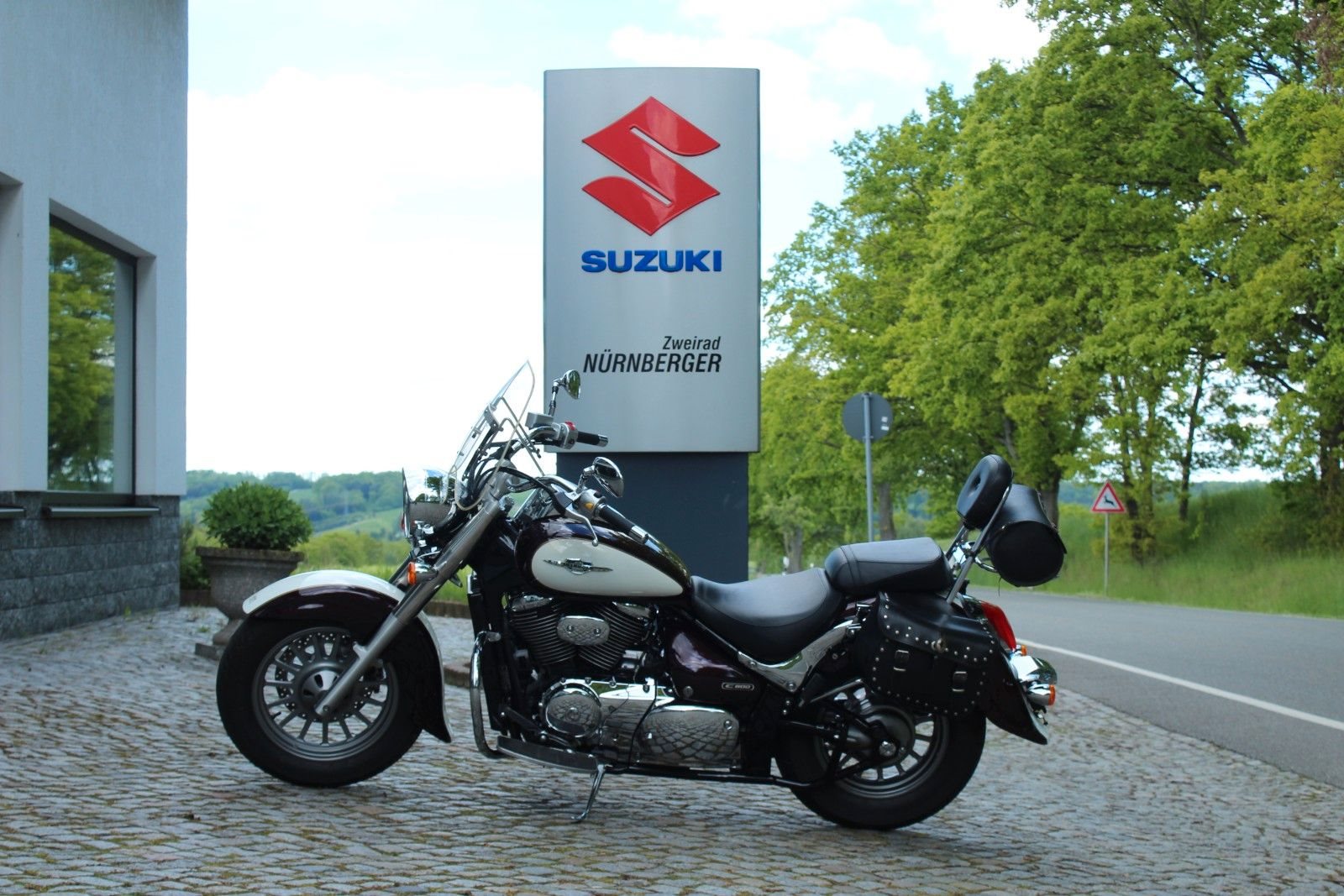 Suzuki Intruder M800