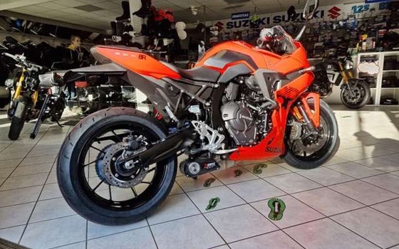 Neufahrzeug Suzuki GSX-8R - Bild 7