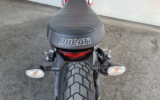 Gebrauchtmotorrad Ducati Scrambler Icon - Bild 7