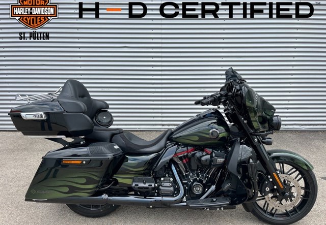 Harley-Davidson CVO Street Glide FLHXSE (grün)