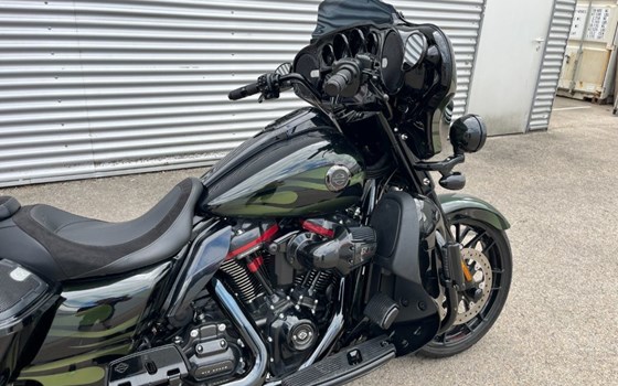 Gebrauchtmotorrad Harley-Davidson FXR Super Glide - Bild 3