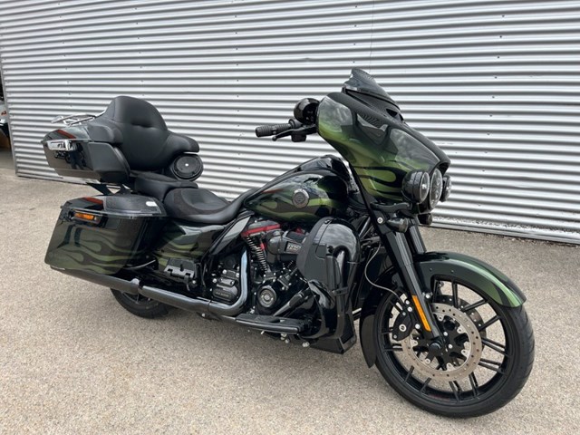 Harley-Davidson CVO Street Glide FLHXSE (grün) - Bild 5