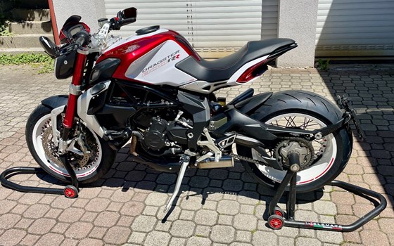 Gebrauchtmotorrad MV Agusta Brutale 800 RR - Bild 2