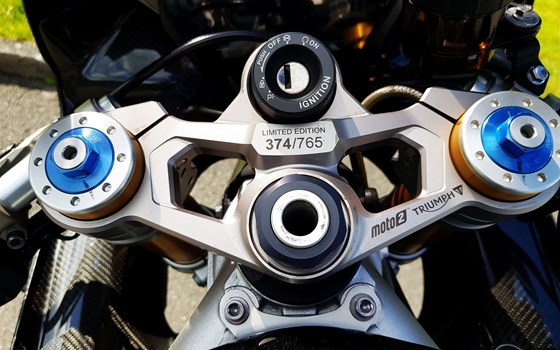 Gebrauchtmotorrad Triumph Daytona 765 Moto2 - Bild 5