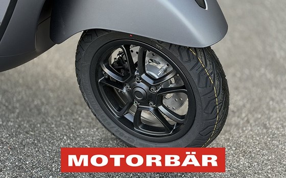 Neufahrzeug Vespa GTS 125 Super Sport - Bild 8