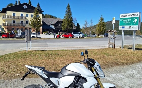 Gebrauchtmotorrad Honda CB 1000 R - Bild 1