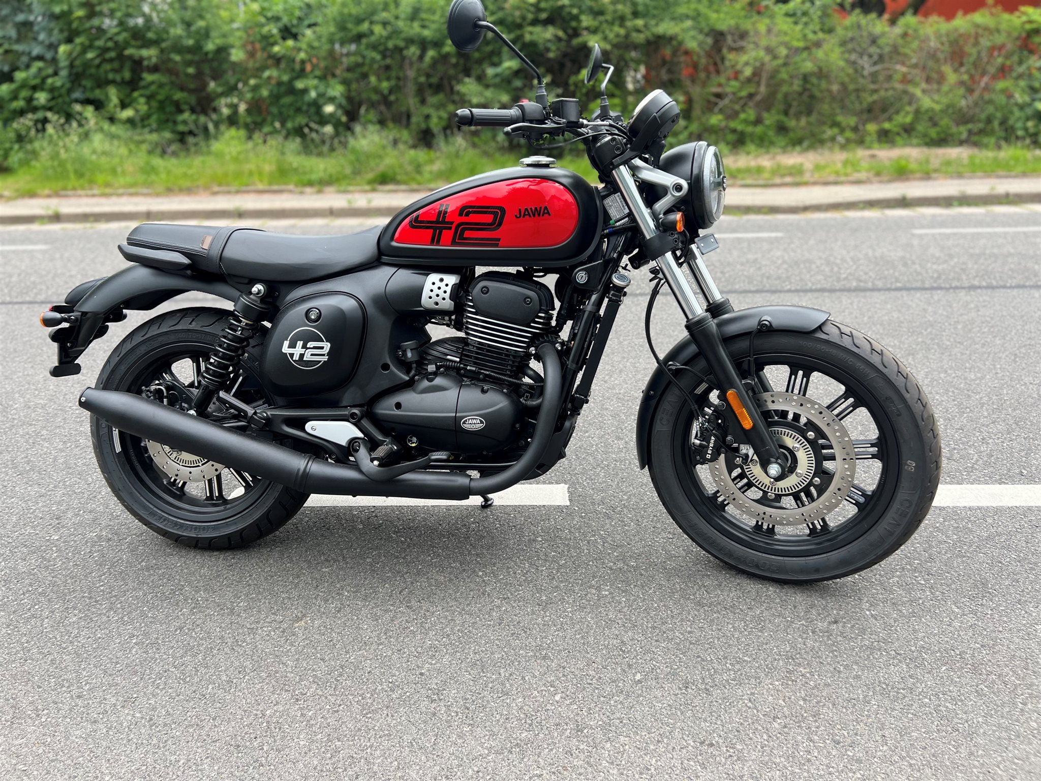 Jawa 42