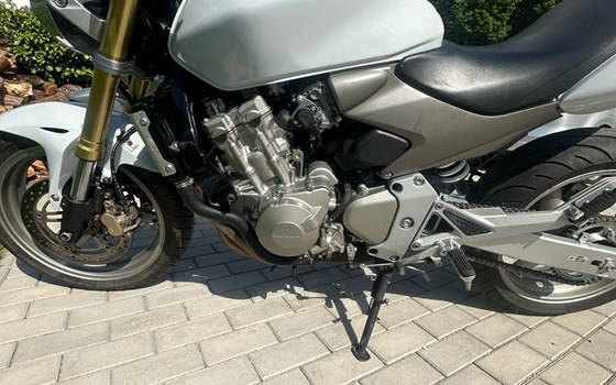 Gebrauchtmotorrad Honda CB 600 F Hornet - Bild 3