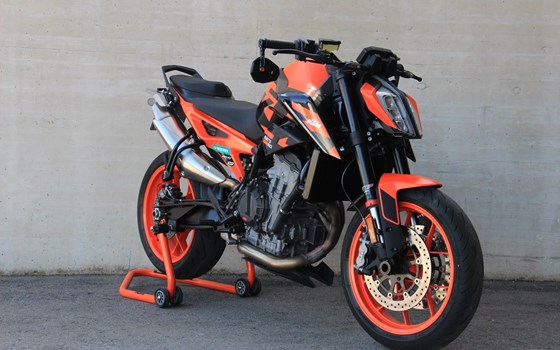 Gebrauchtmotorrad KTM 890 Duke GP - Bild 2