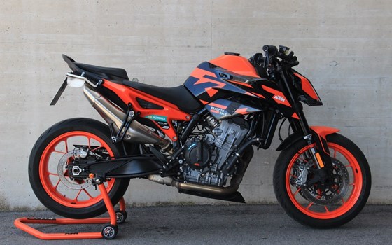 Gebrauchtmotorrad KTM 890 Duke GP - Bild 3