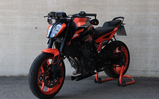 Gebrauchtmotorrad KTM 890 Duke GP - Bild 4