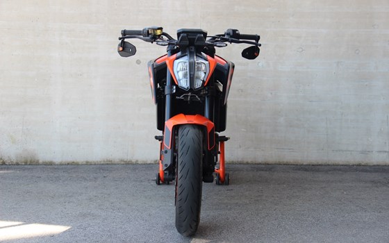 Gebrauchtmotorrad KTM 890 Duke GP - Bild 5