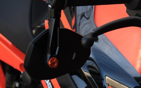 Gebrauchtmotorrad KTM 890 Duke GP - Bild 7