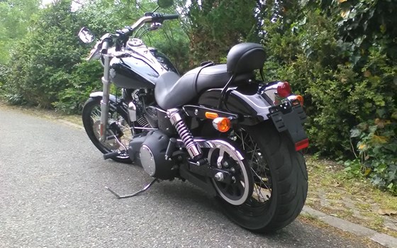 Motorrad Occasion Harley-Davidson Dyna Wide Glide FXDWG - Bild 3
