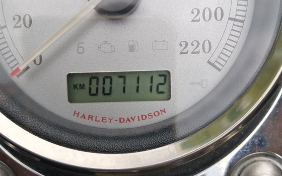 Motorrad Occasion Harley-Davidson Dyna Wide Glide FXDWG - Bild 4