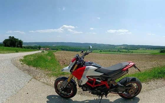 Gebrauchtmotorrad Ducati Hypermotard 821 - Bild 3