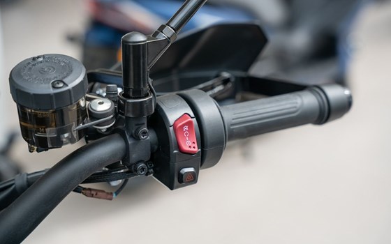 Neufahrzeug QJ Motor SRT 900 SX - Bild 9