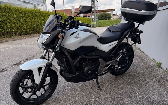 Gebrauchtmotorrad Honda NC750S DCT - Bild 3