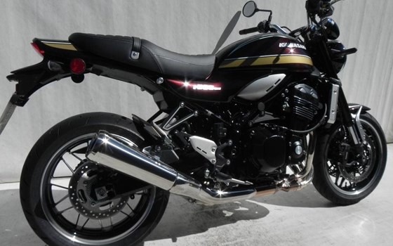 Gebrauchtmotorrad Kawasaki Z900 RS - Bild 12