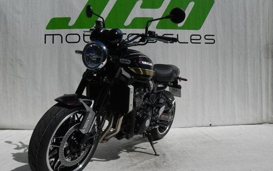 Gebrauchtmotorrad Kawasaki Z900 RS - Bild 3