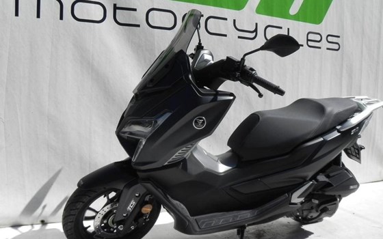 Gebrauchtmotorrad Voge SR1 125 ABS TCS - Bild 4
