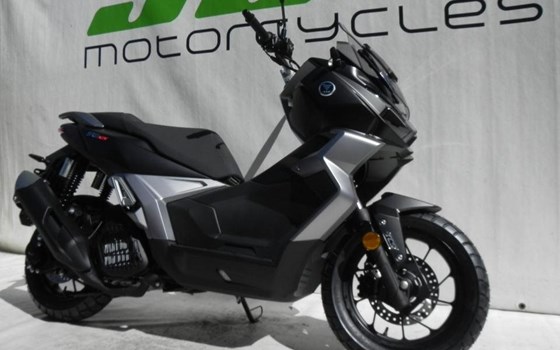 Neufahrzeug Voge SR1 ADV 125 ABS TCS - Bild 17
