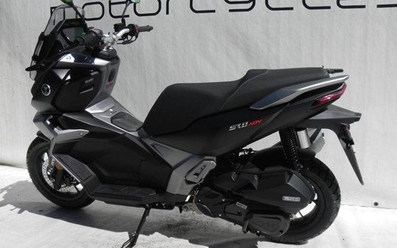 Neufahrzeug Voge SR1 ADV 125 ABS TCS - Bild 5