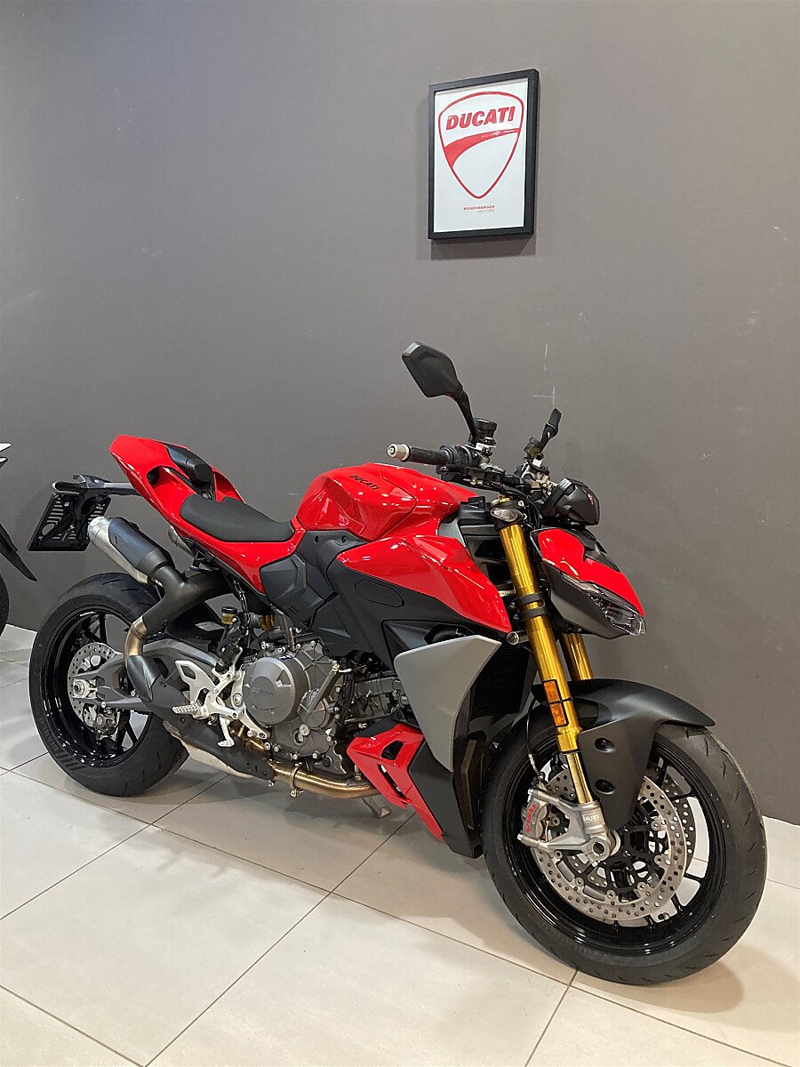 Ducati Streetfighter V2 S