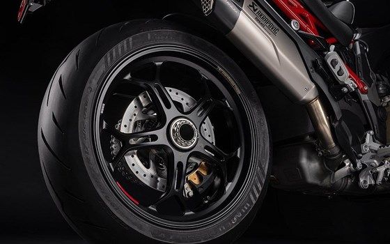 Neufahrzeug Ducati Multistrada V4 Pikes Peak - Bild 15