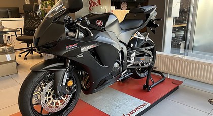 Neumotorrad Honda CBR600RR